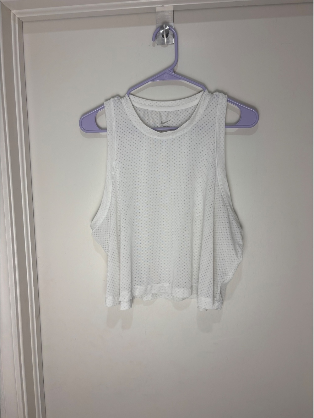 Nike One Dri-FIT Women’s XL White Perforated Mesh Cropped Tank Top NWT